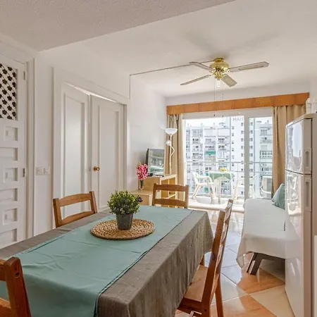 Excellent With Sea Views Benalmádena